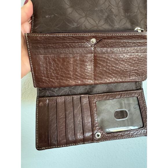 FOSSIL WOMENS VINTAGE BROWN LEATHER WALLET CREDIT CARD SLOTS Y2K - Picture 3 of 8